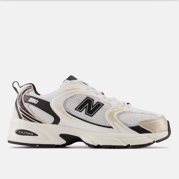 ❌SOLD❌ NWT New Balance 530 White Light Gold Black Men’s 7 | EU 40 | Women’s 8.5 - Picture 9 of 15